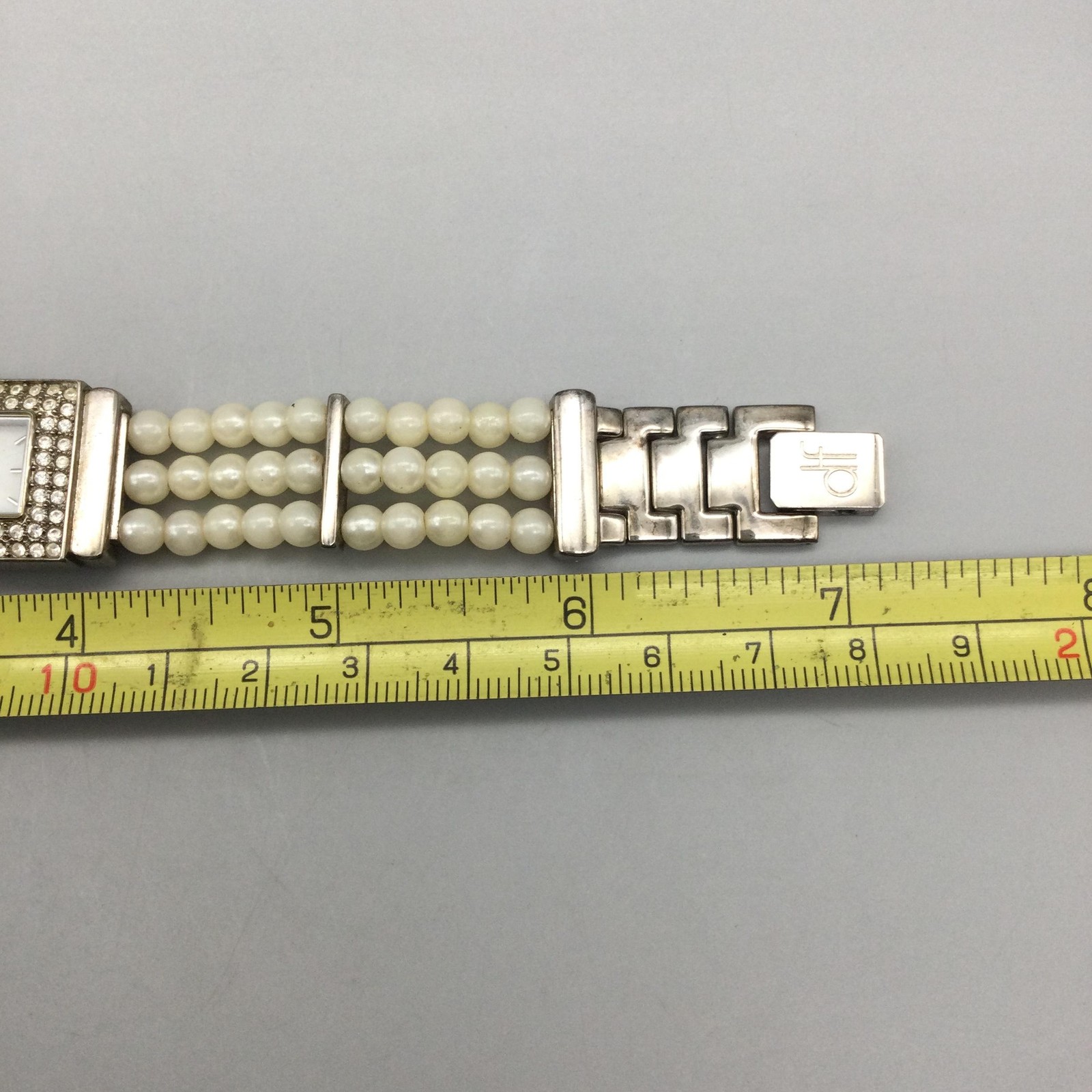 DF Womens Watch 20mm Silver Tone MOP Bracelet Faux Pearl New Battery 7.25″