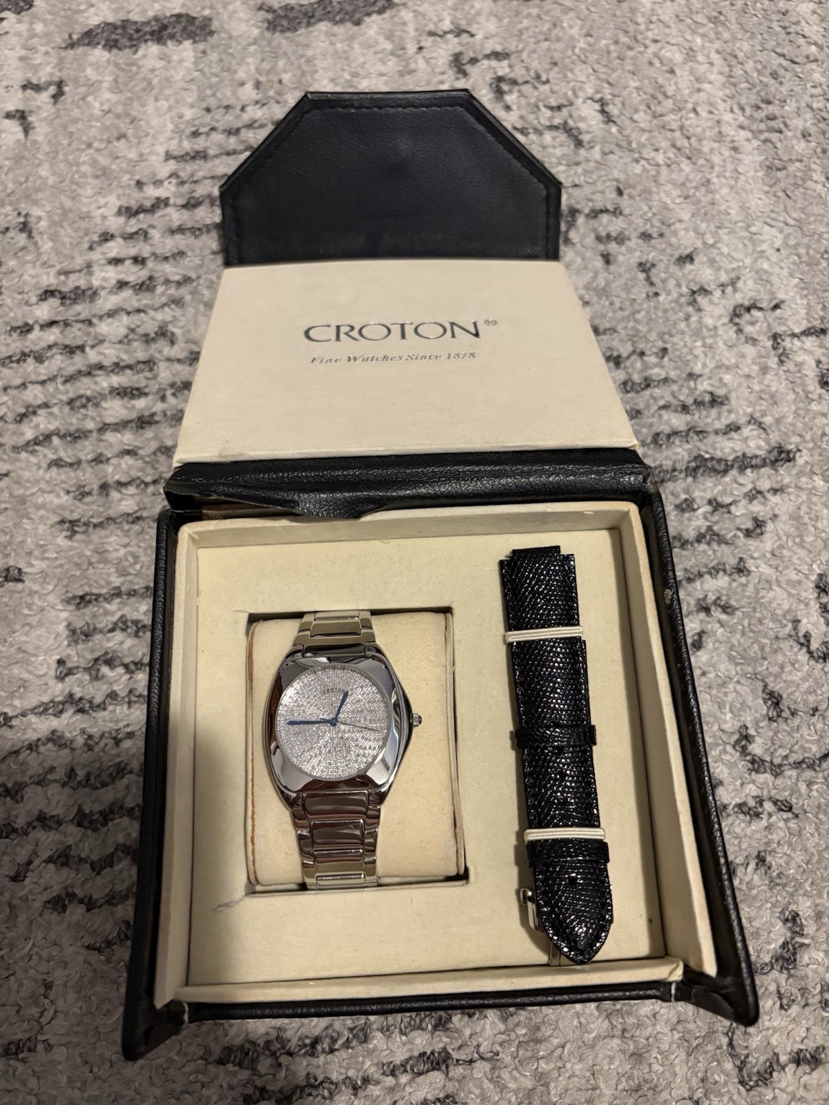 Croton CN307053 Swiss Made Sapphire Watch w/ Box & Extra Strap