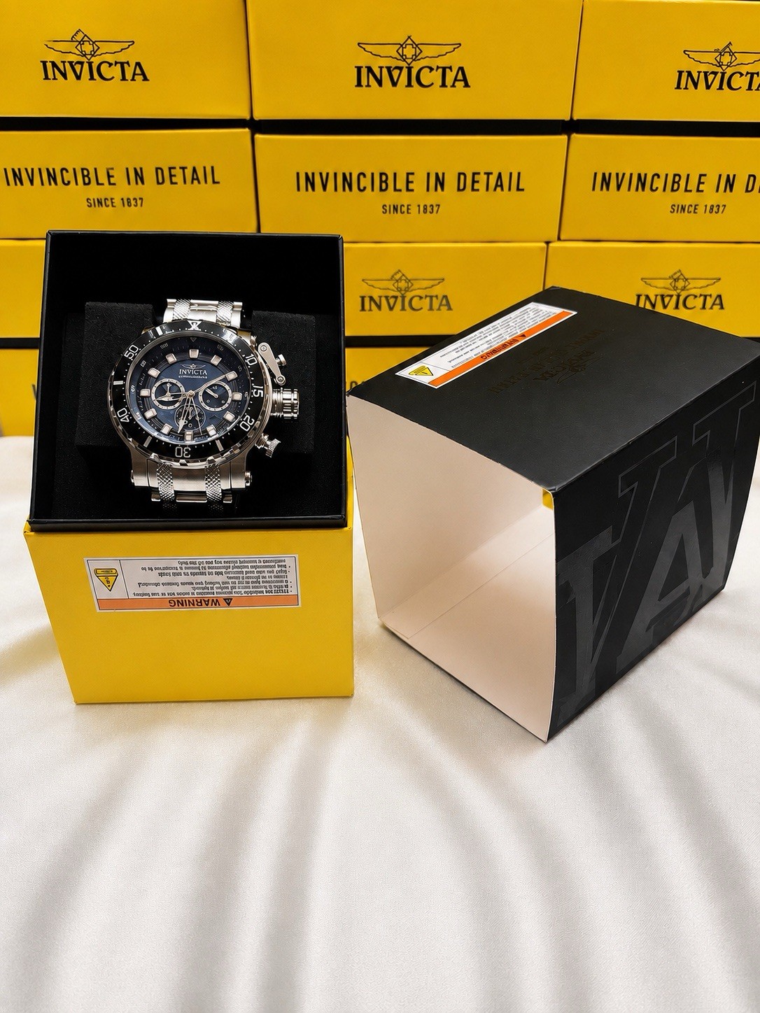 Invicta Coalition Forces 49753 Men’s Chronograph Blue Gray Mother of Pearl Dial