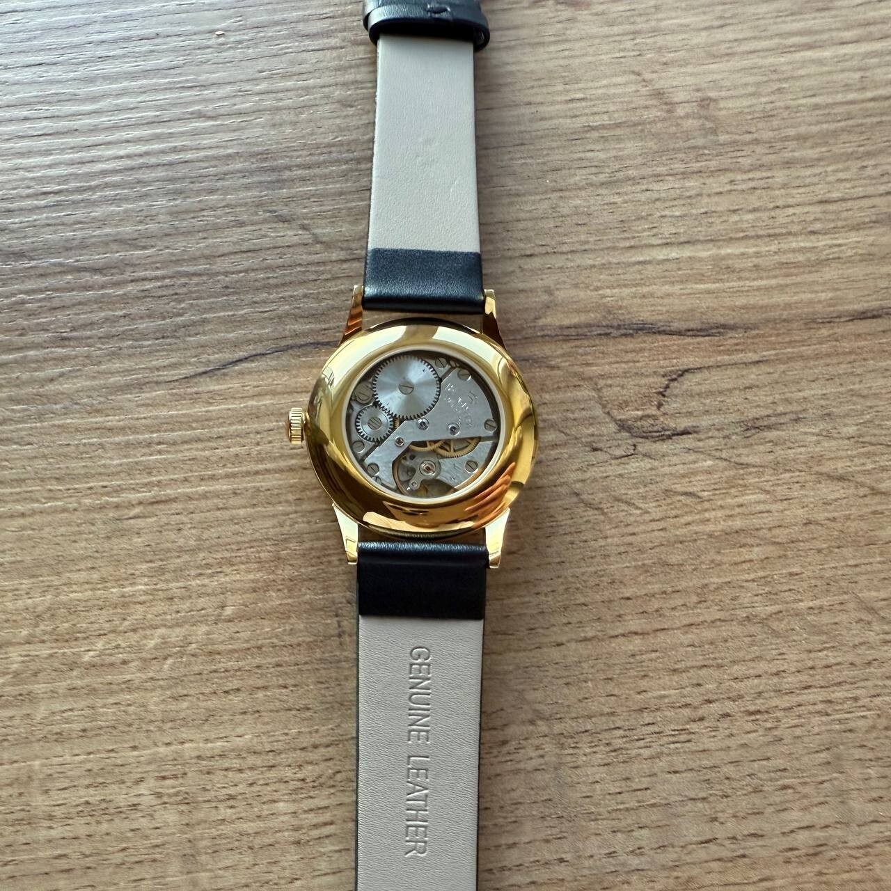 Vintage RAKETA COPERNIC watch KOPERNIK COPERNICUS Rare Red watch with box