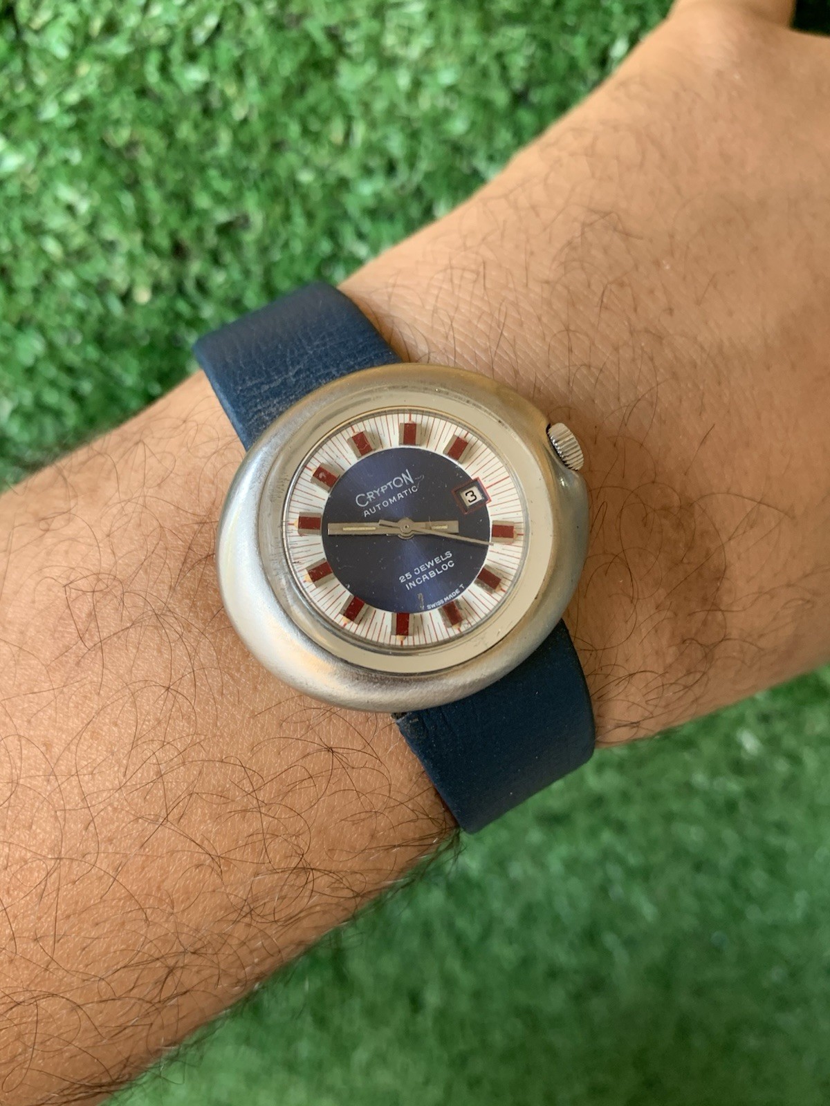 Crypton Automatic Mechanical Watch 25 Jewels Date Blue 37mm 1970s Vintage Red