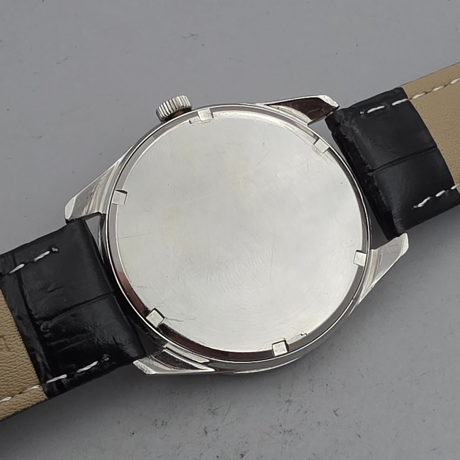 Vintage WITTNAUER men’s manual wind watch Ref:6300 Date rare dial swiss 1960s