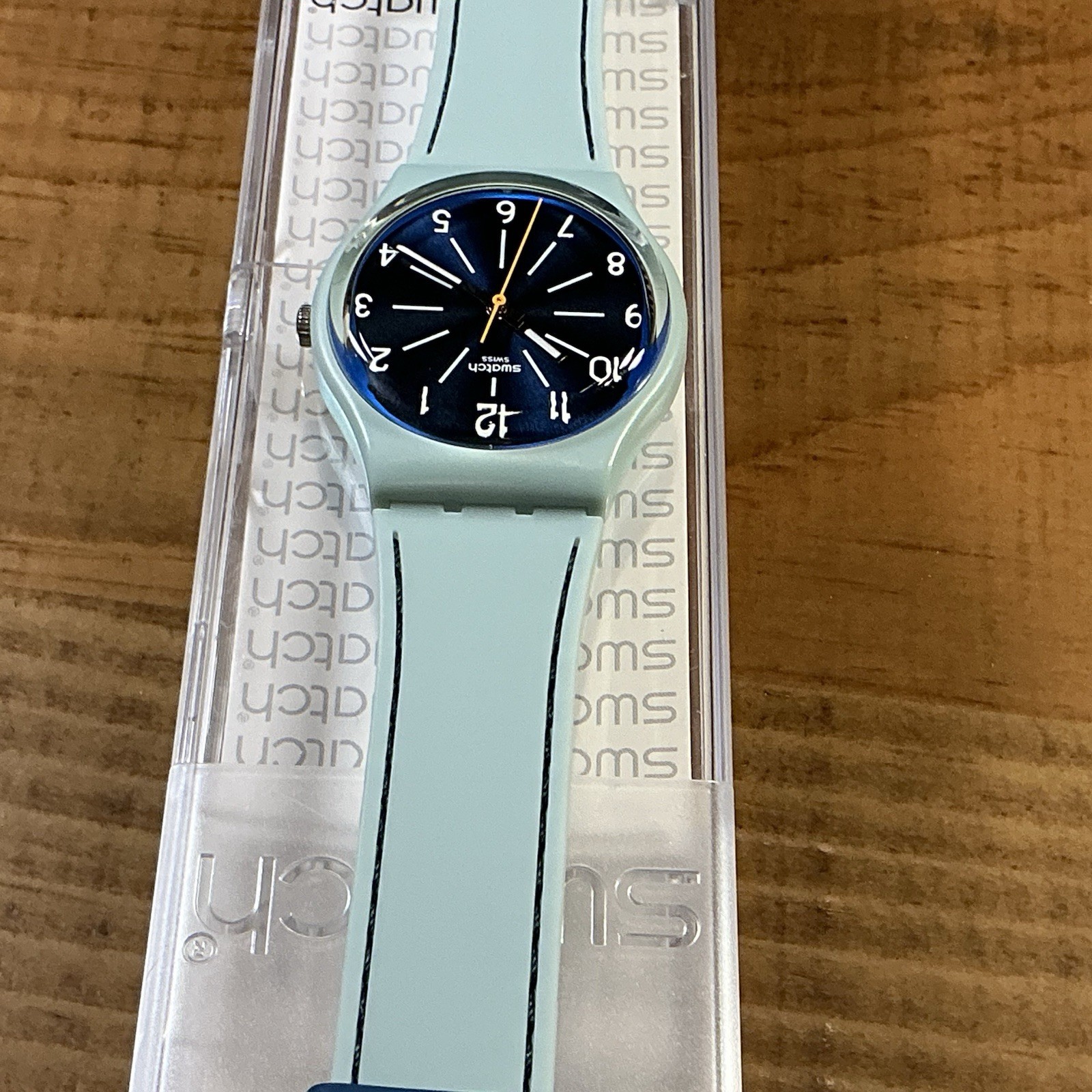 BLUE STITCHES – BEAUTIFUL – NEW IN BOX [ 34mm ]