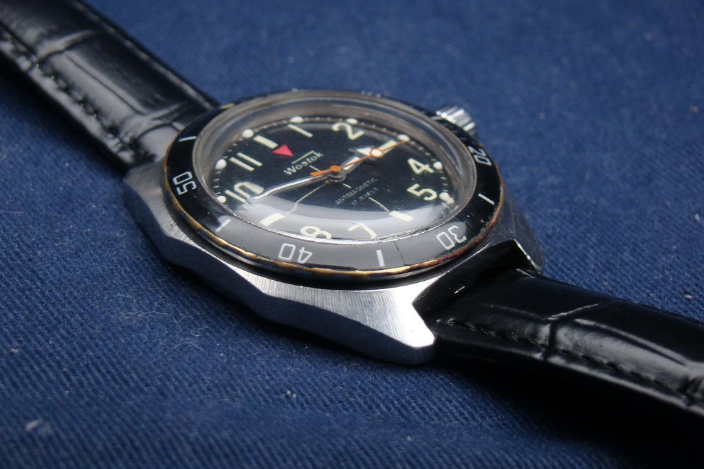 vostok amphibian sniper antimagnetic russian soviet diver military watch 1980s 5