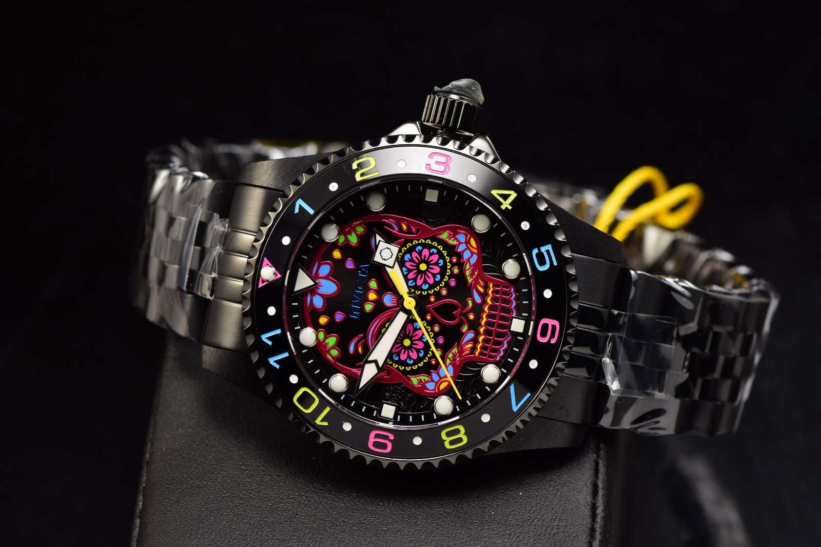 Invicta Pro Diver Dia De Los Muertos 40MM Quartz Multicolor Dial Men Black Watch