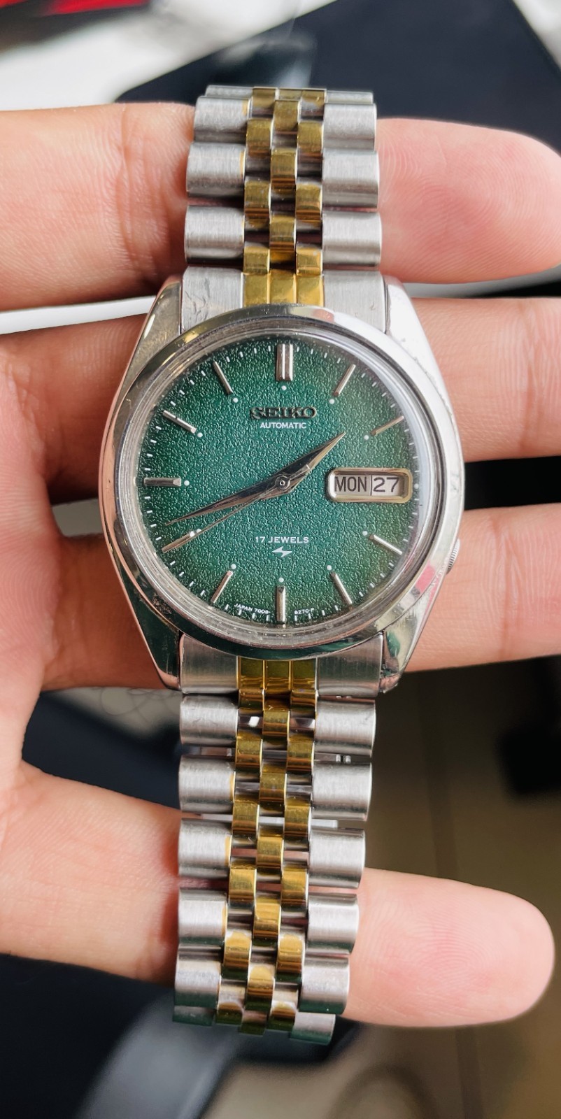 Seiko Automatic 7009 Green Textured Dial Day/Date Two-Tone Japan Watch