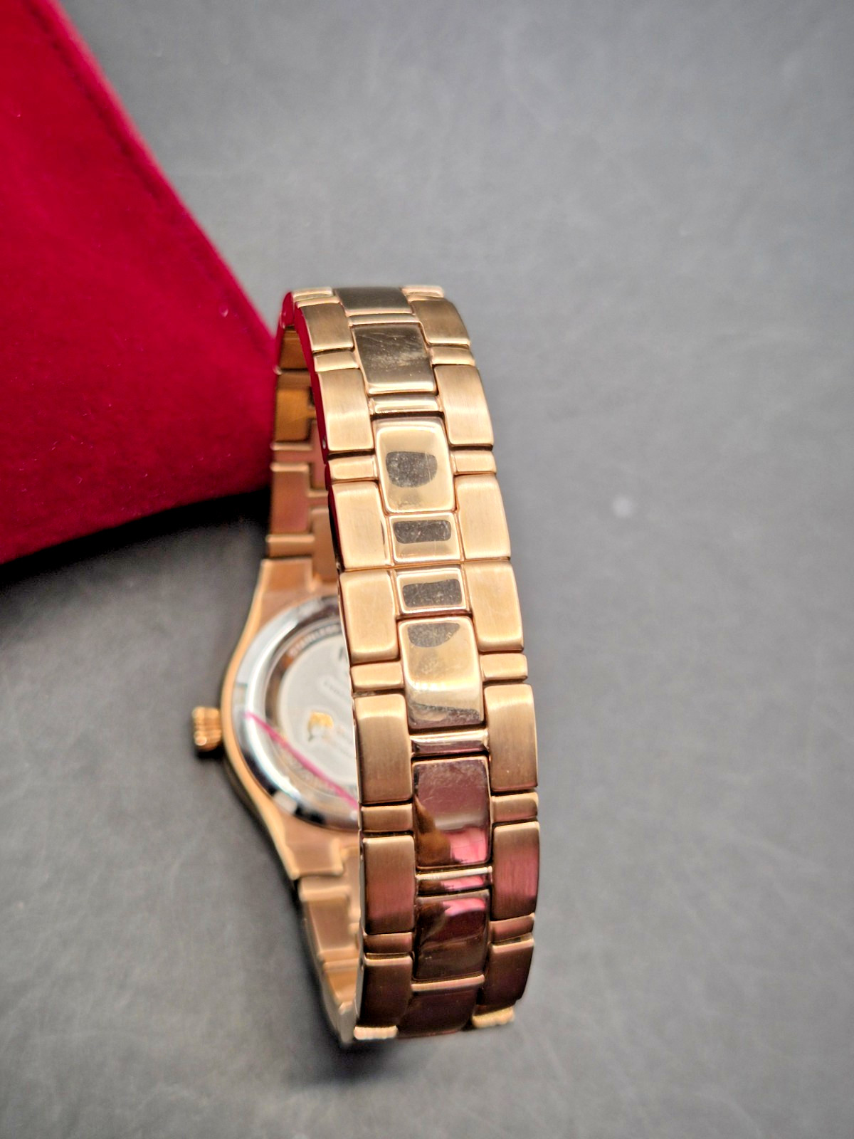 ROTARY Dolphin Standard Women’s Gold Tone Crystal Surround Watch-MINT/Working