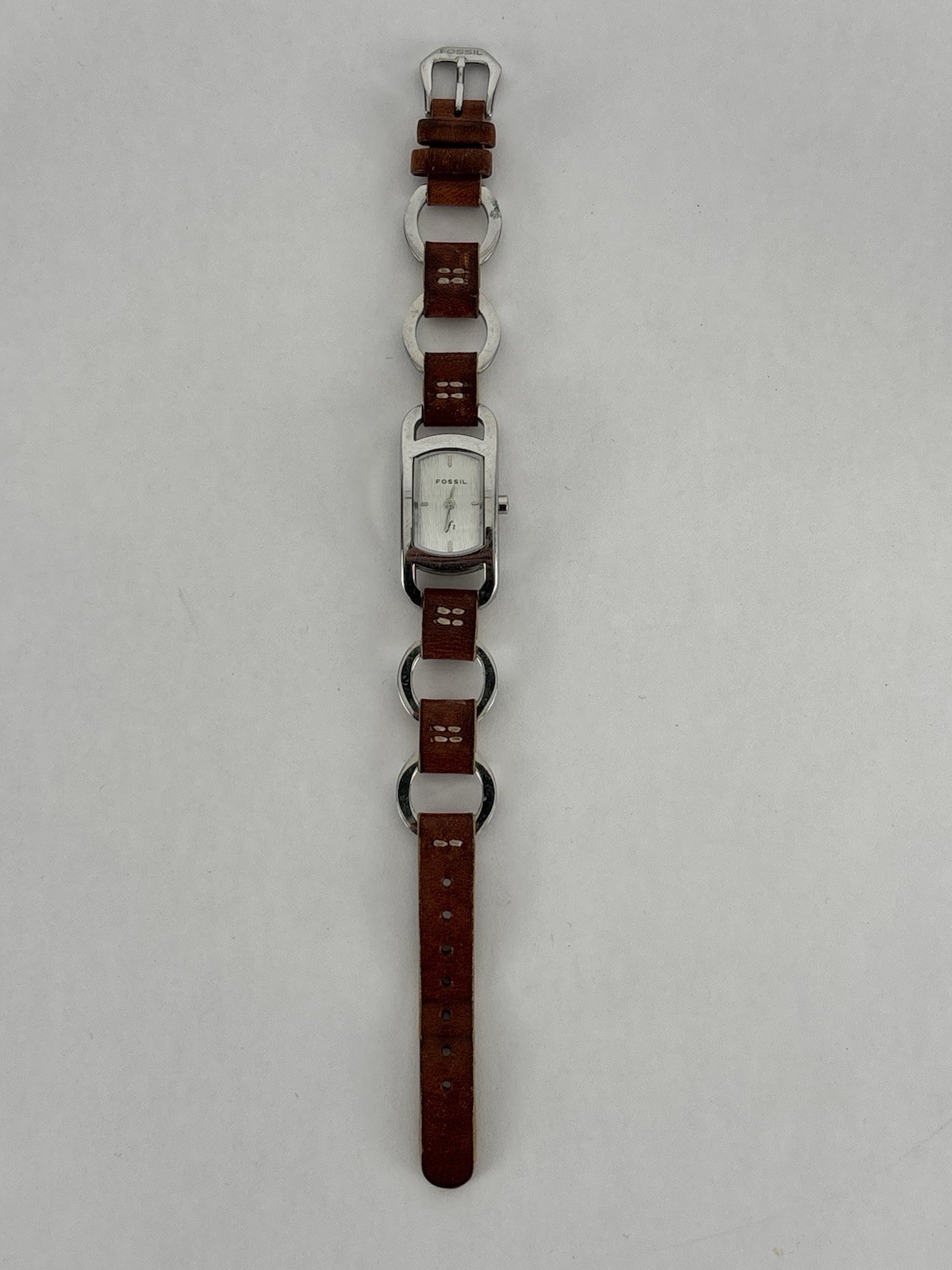 Fossil F2 ES-9634 18mm Silver Tone Quartz Watch w/Leather Band & New Battery