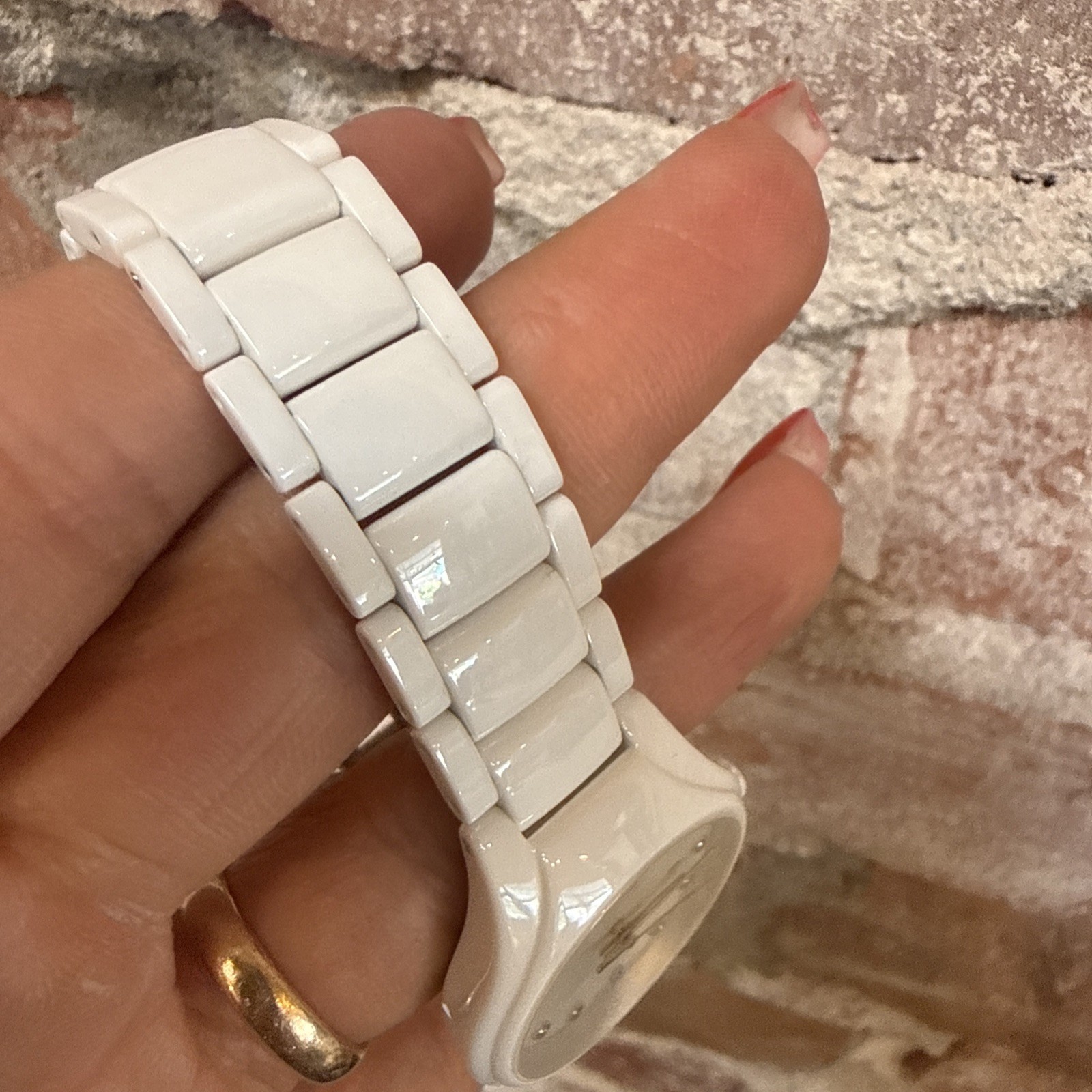 RADO True R27061902 White Ceramic Quartz Women’s Preowned missing links