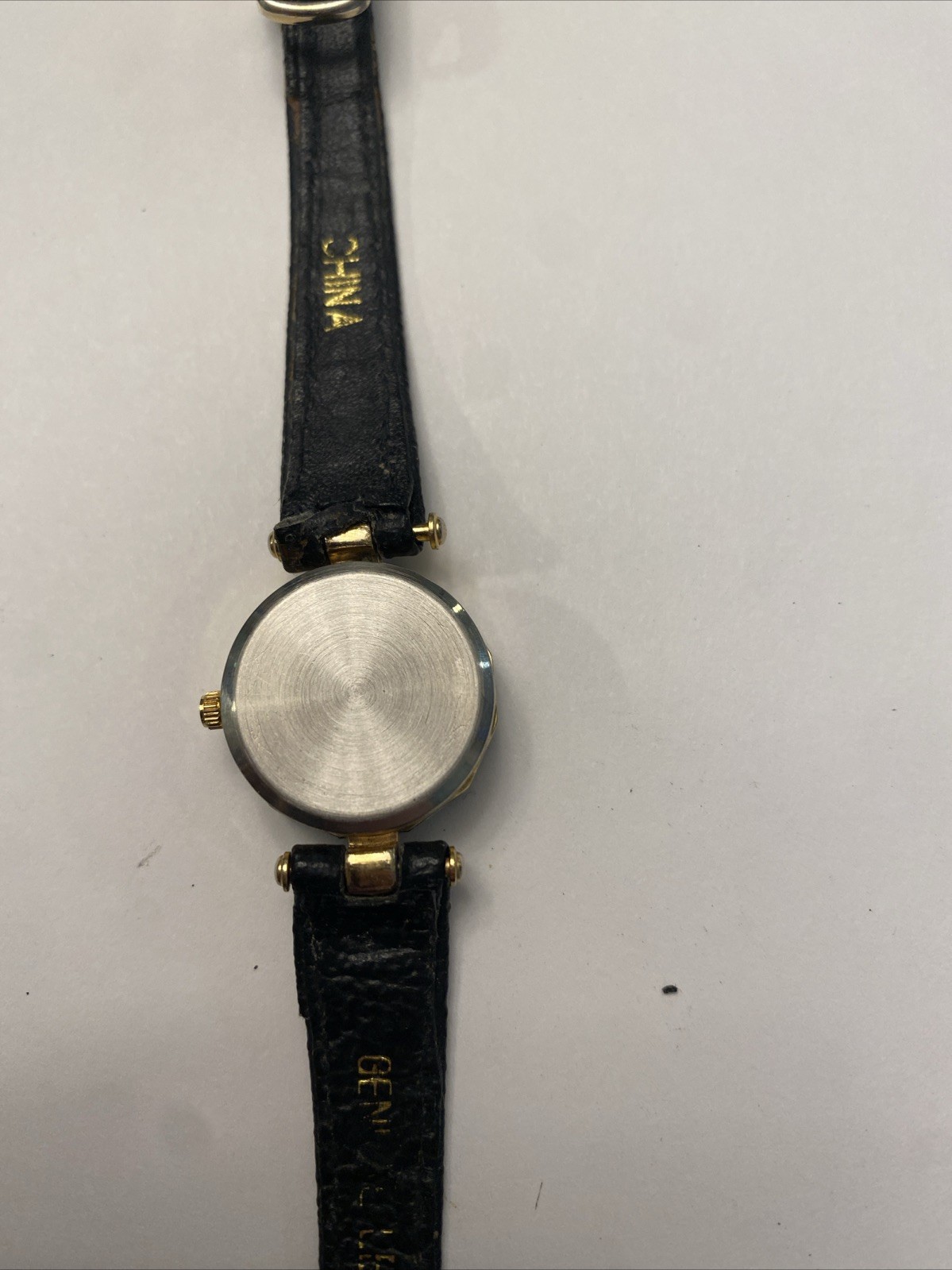 GUCCu watch