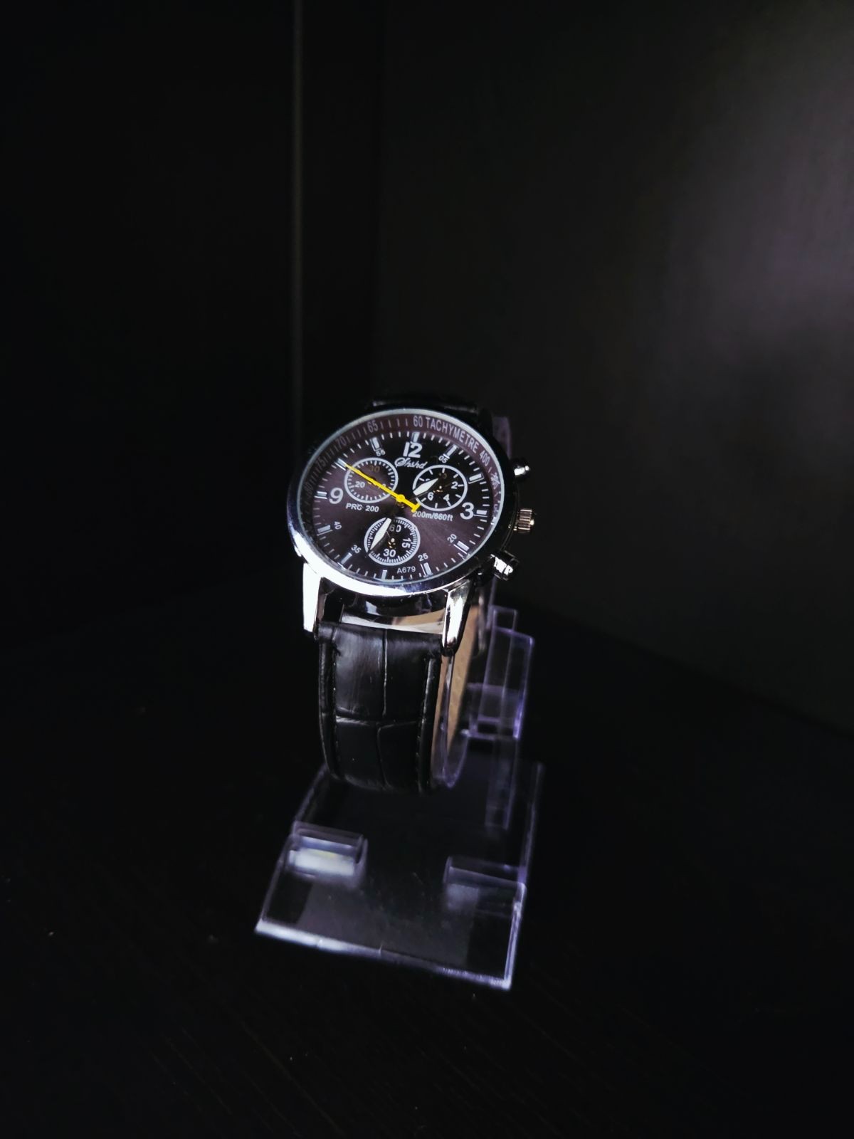 Men’s Quartz Chronograph Style Watch Black Dial Black Leather Strap