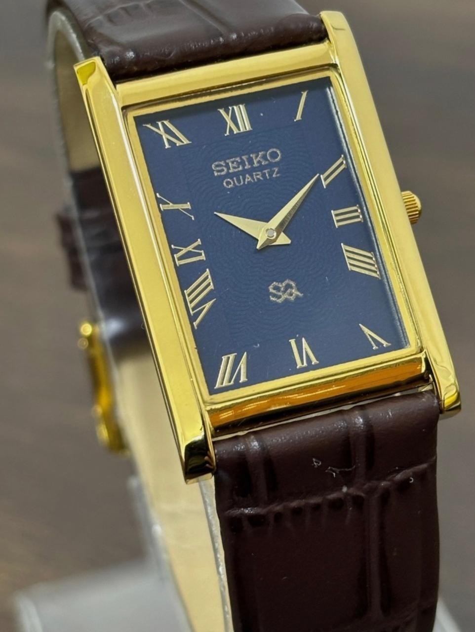 Vintage Seiko Slim Tank Quartz Men’s Wrist Watch With Free DDP Shipping