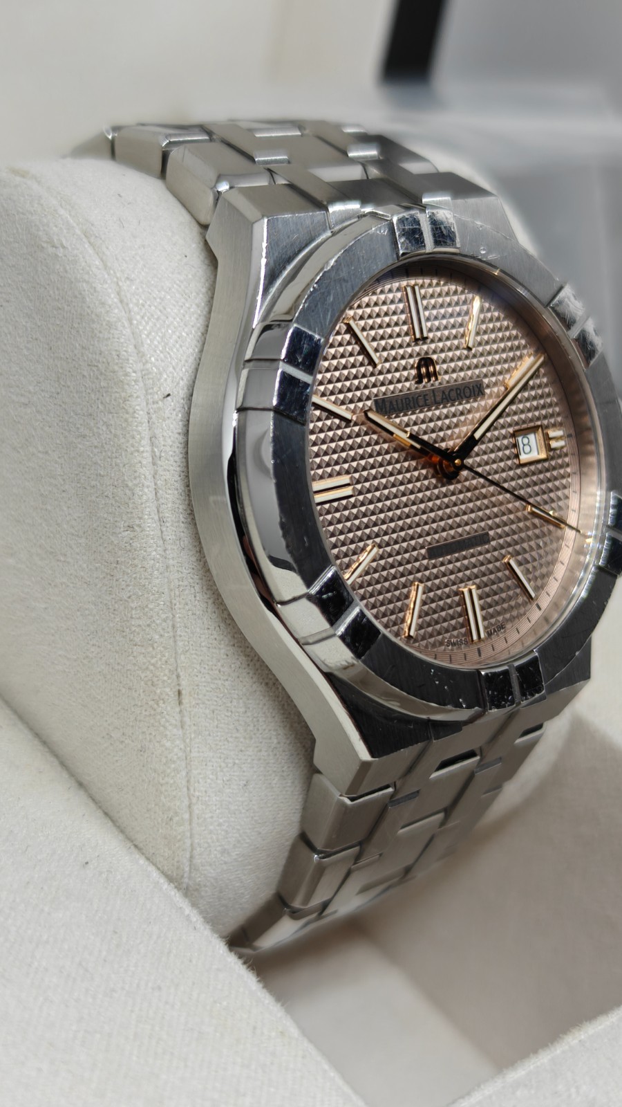Maurice Lacroix AIKON, Automatic, 42mm – AI6008-SS002-730-1