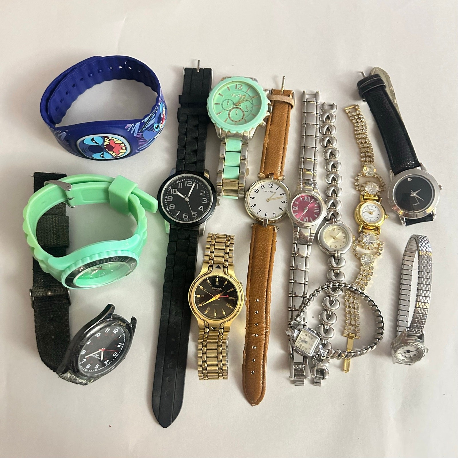Assorted Watches Used Not Working For Parts Or Pieces lot 6