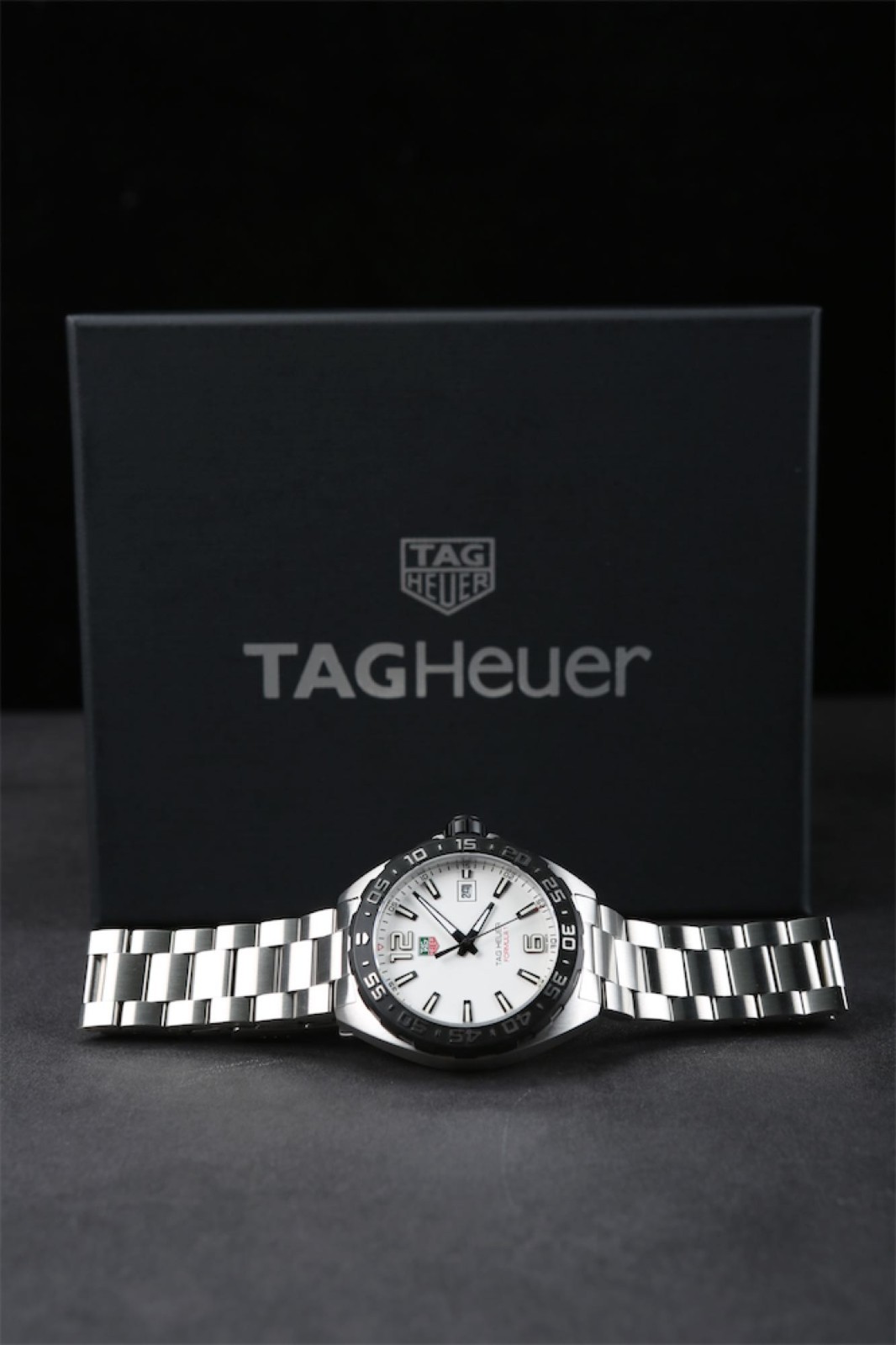 Authentic Full Set Unworn 41mm Tag Heuer Formula 1 WAZ1111.BA0875 men’s watch