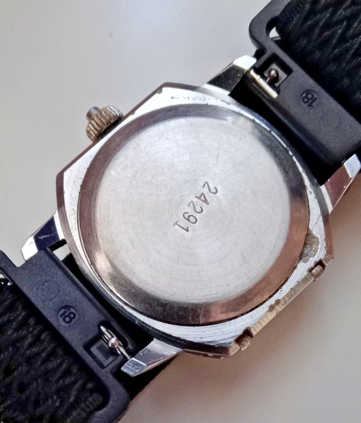 Vintage Soviet mechanical men’s Raketa watch for the blind. USSR. Running