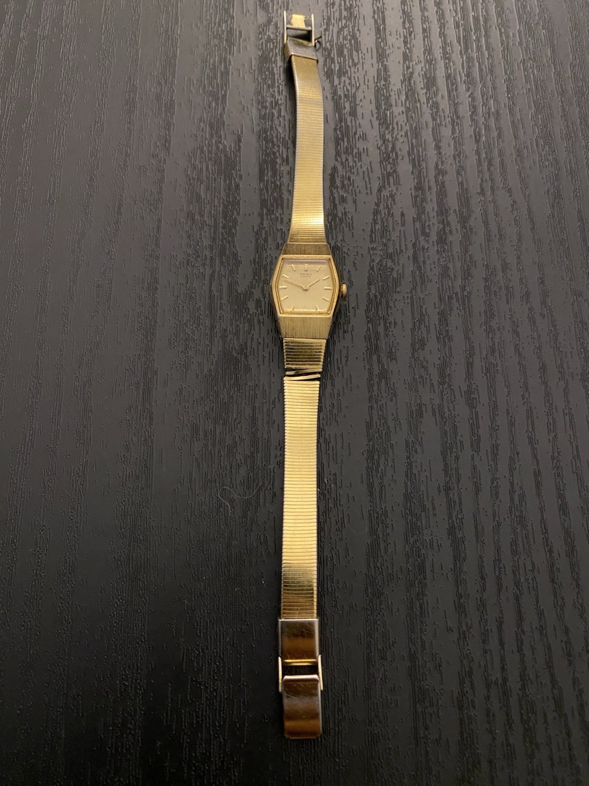 Vintage Seiko Women’s Gold Tone Stainless Steel Dress Watch