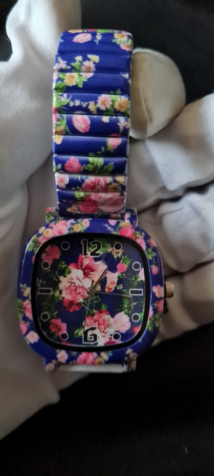 Womens Floral Square Numeric Expandable Quartz Fashion Watch