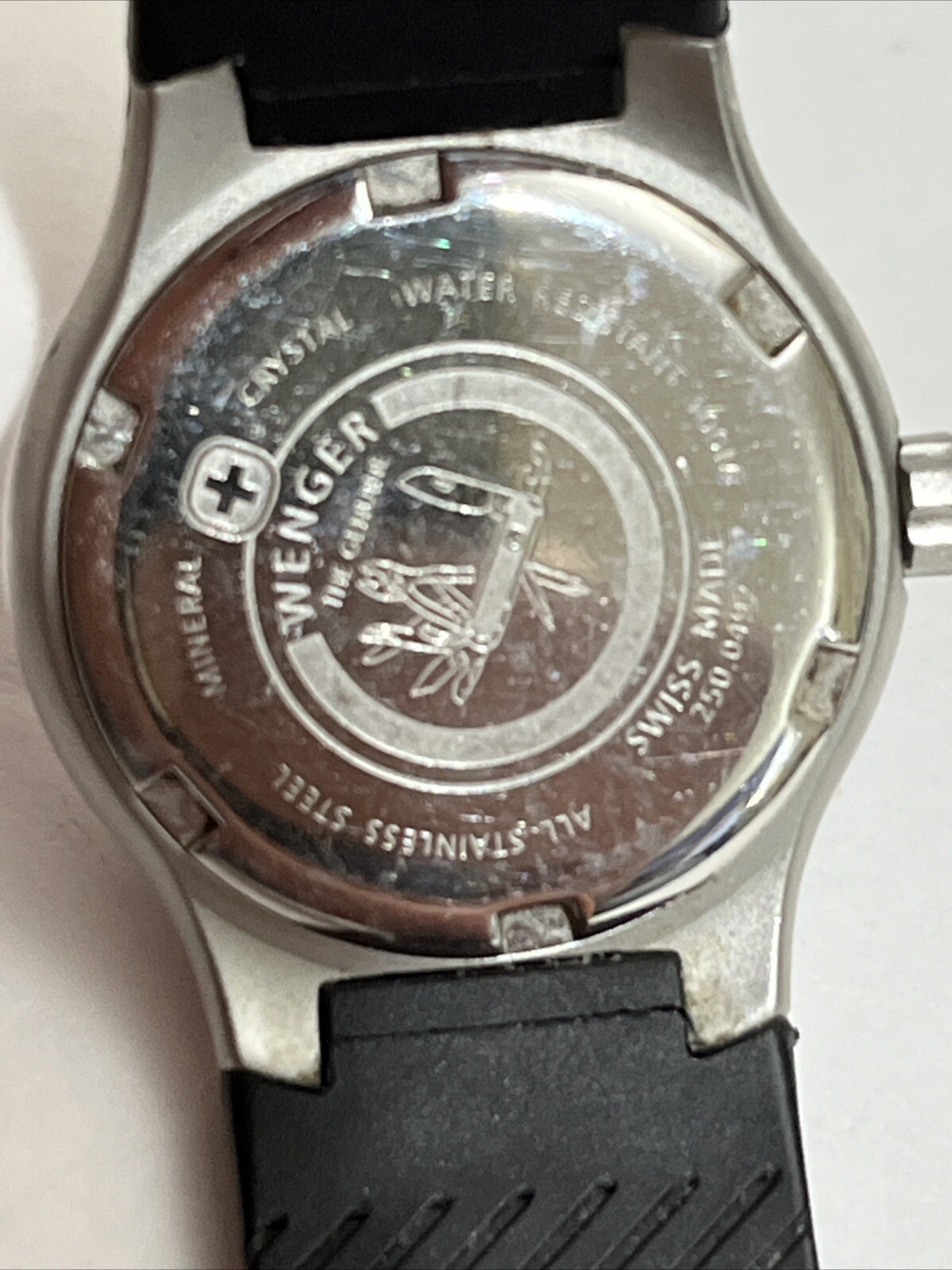 Wenger SWISS ARMY Women Dive Watch 100 MTR W/ New Battery Working Great!