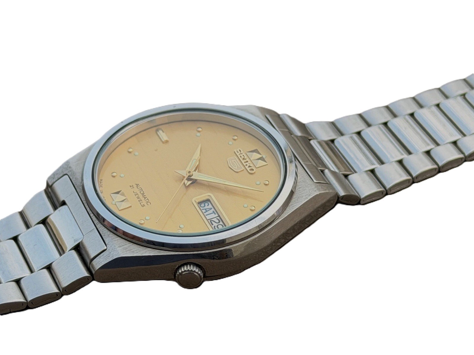 Seiko 5 Automatic Gold Dial Lume Dots Day Date Men’s Vintage Watch S-140