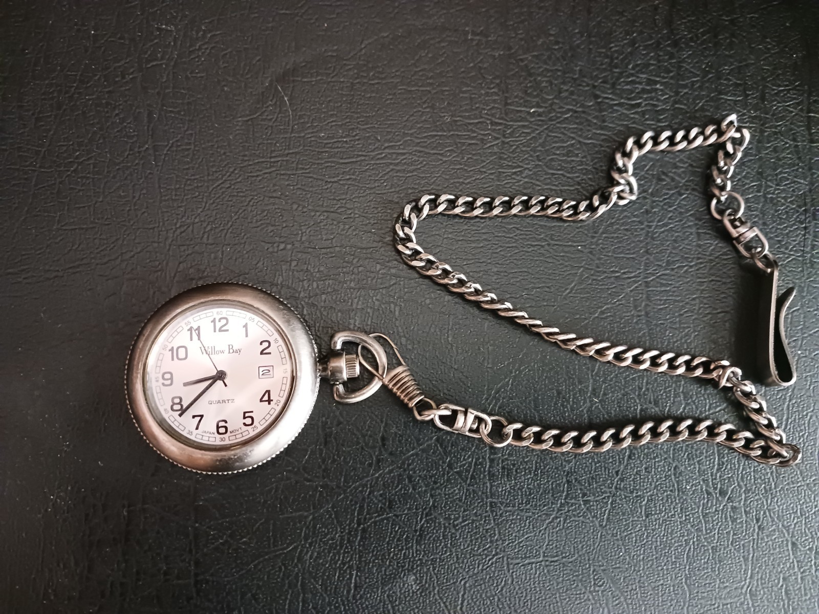 ​Willow Bay BY618 Quartz Pocket Watch + Chain Brushed Silver Tone, Needs Battery