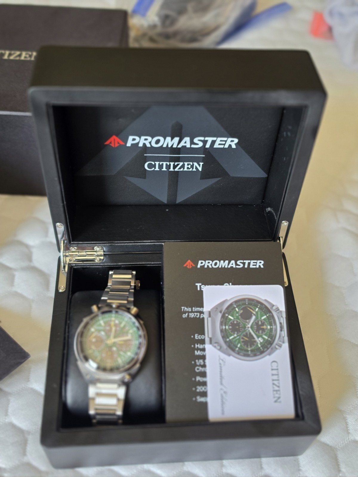 Citizen Promaster Tsuno All Titanium Eco-drive Limited Edition Green AV0081-51X