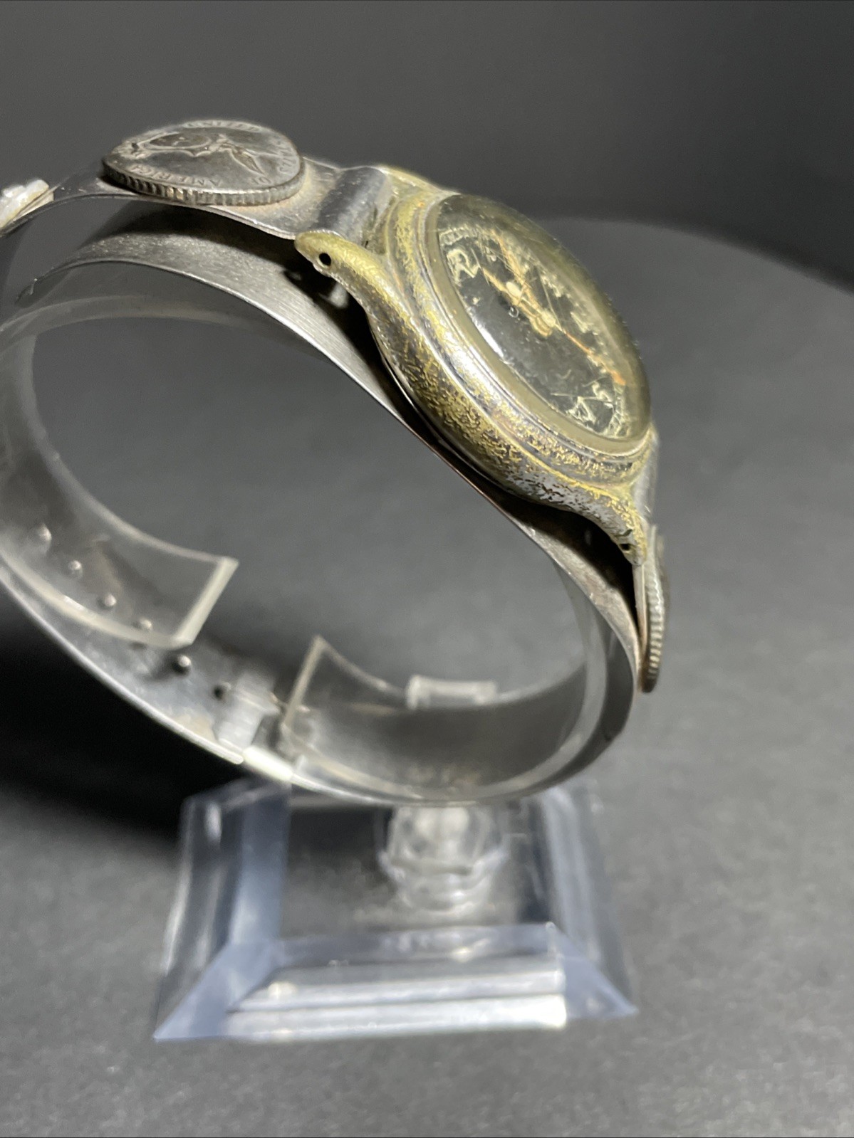 1943 Bulova WW2 A-11 US Pilot Wrist Watch W/Hack Original SS Cuff Band #0012