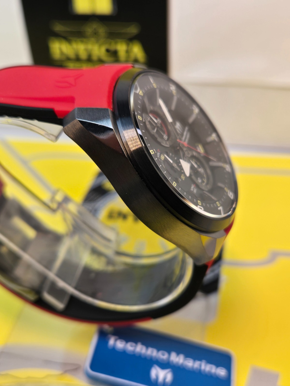 TechnoMarine Ocean Quantum Sport Men’s Watch 44mm Chrono Red & Black NEW!