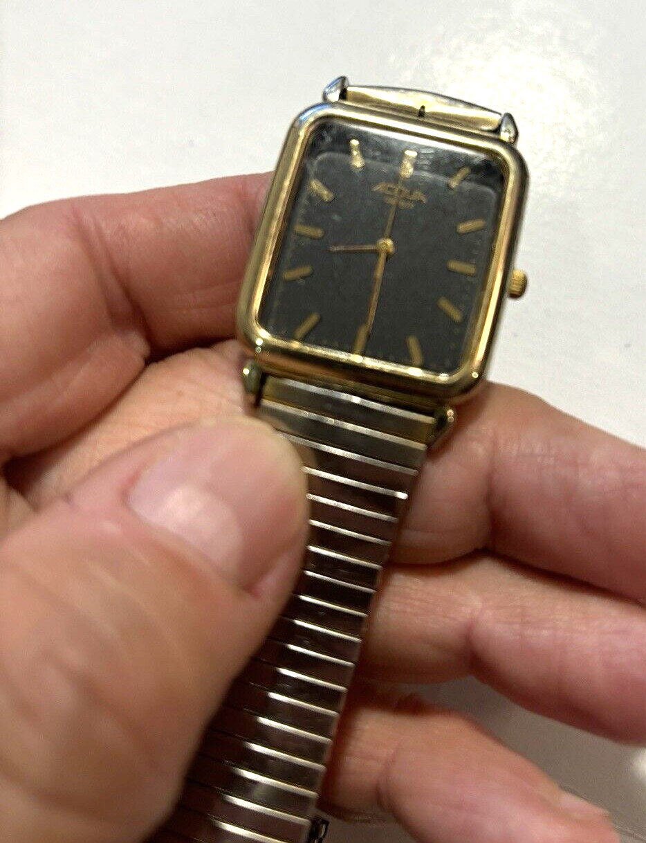 Acqua watch men’s dress formal black gold tone bracelet runs fine – needs band