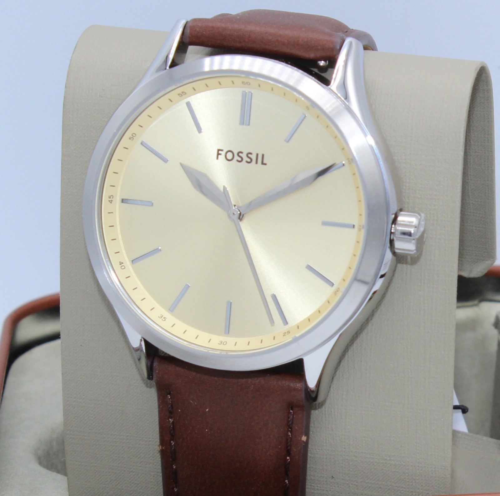 New Authentic Fossil Fenmore Midsize Slim Silver Cream Brown Men’s BQ2865 Watch
