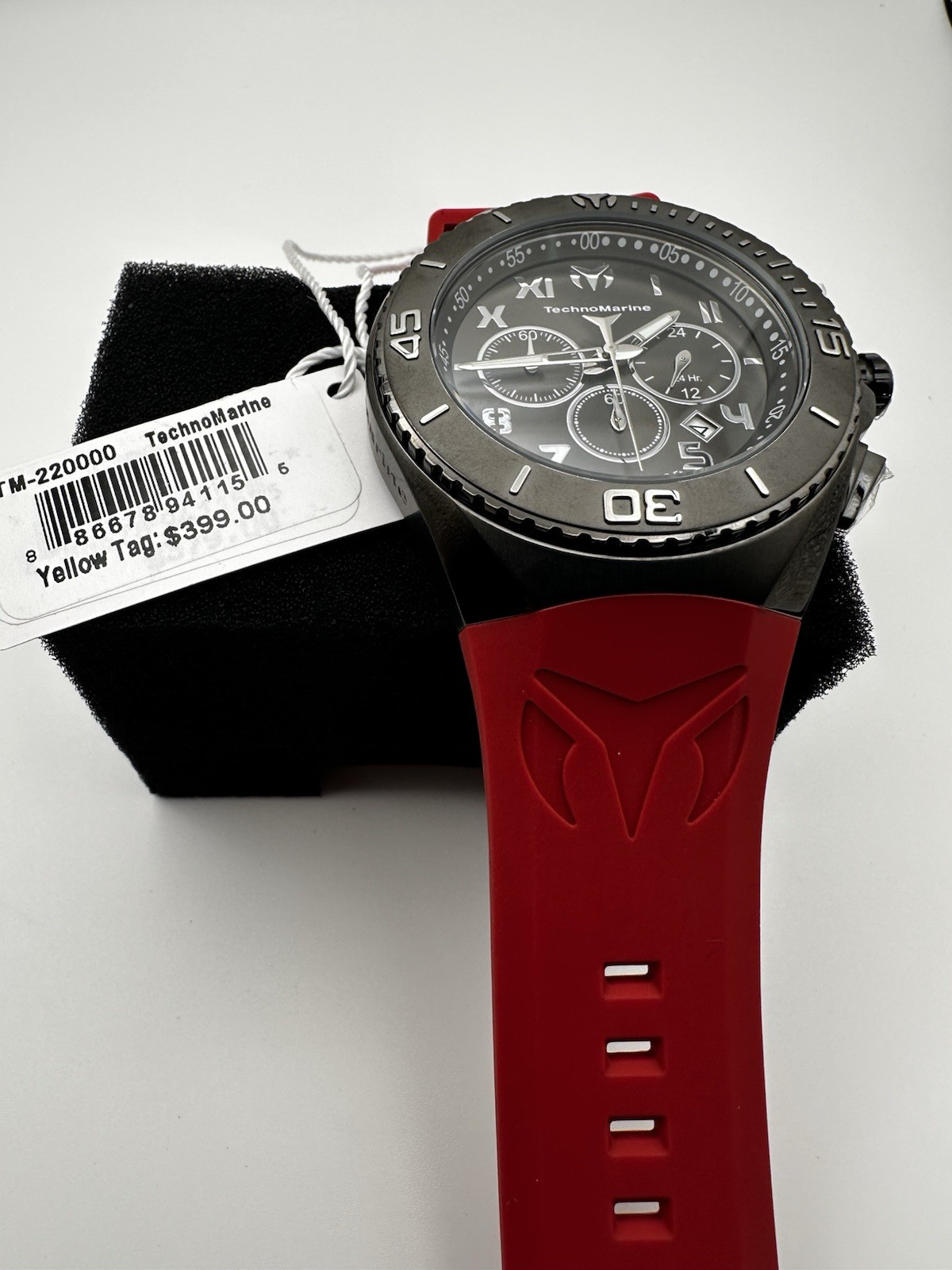 TechnoMarine Manta Men’s Watch – 48mm, Burgundy (TM-220000)