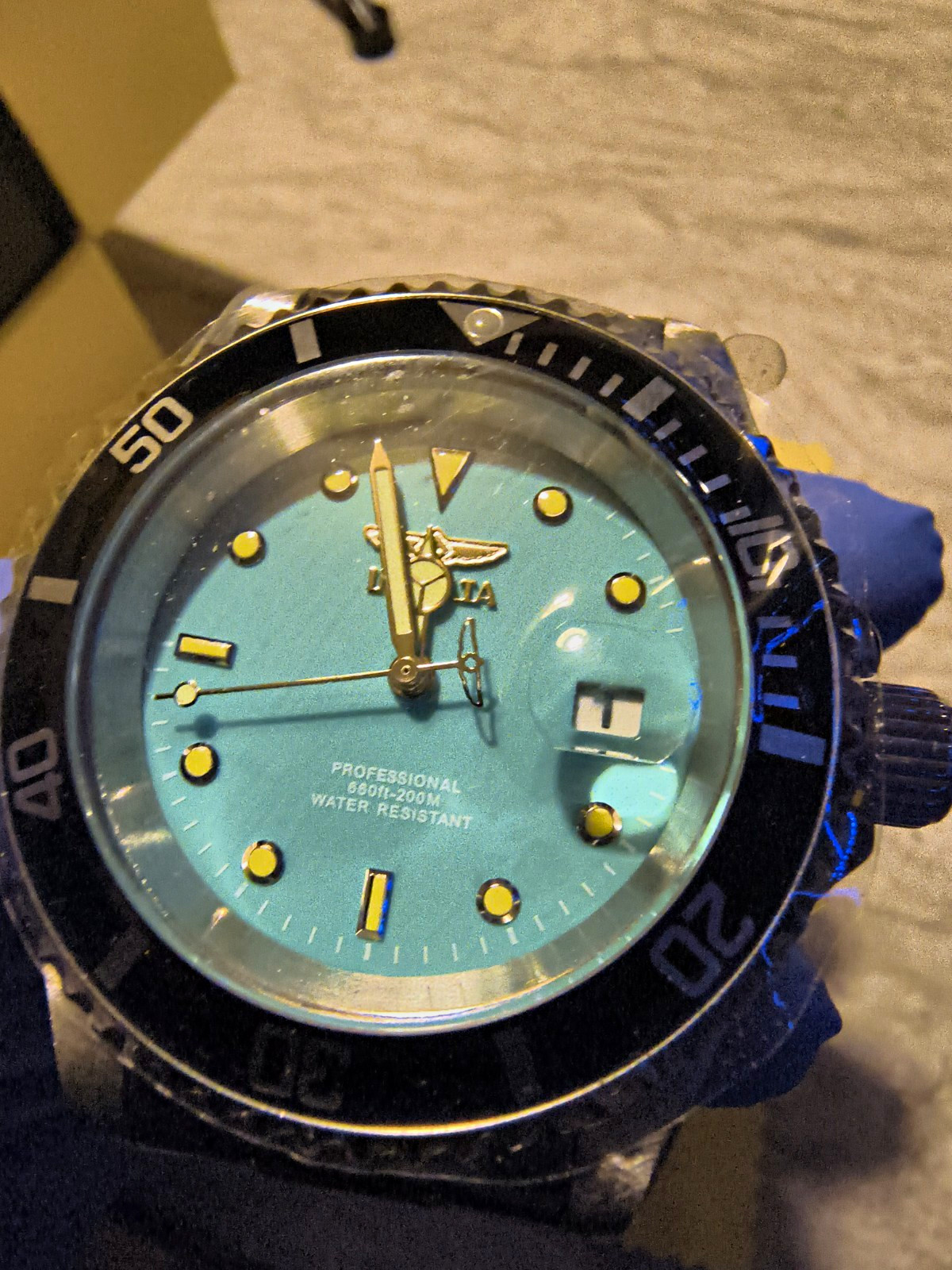 Invicta Pro Diver Men’s 40mm Blue Dial Black Bezel Quartz Date 200m SS