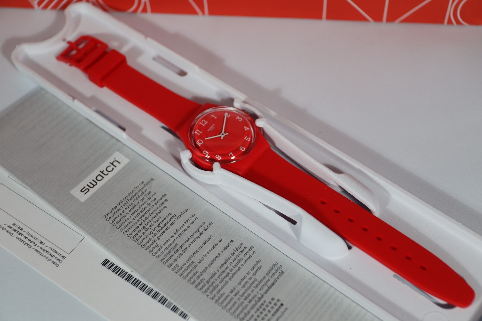 New Rare Limited Swiss Made Swatch SUNETTY GR175 Red Silicone Matte Strap 34mm