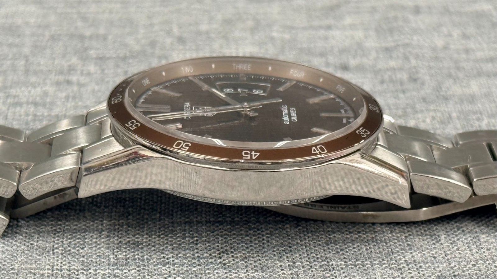 TAG Heuer Carrera Calibre 5 WV211N Men’s Wristwatch 39 mm