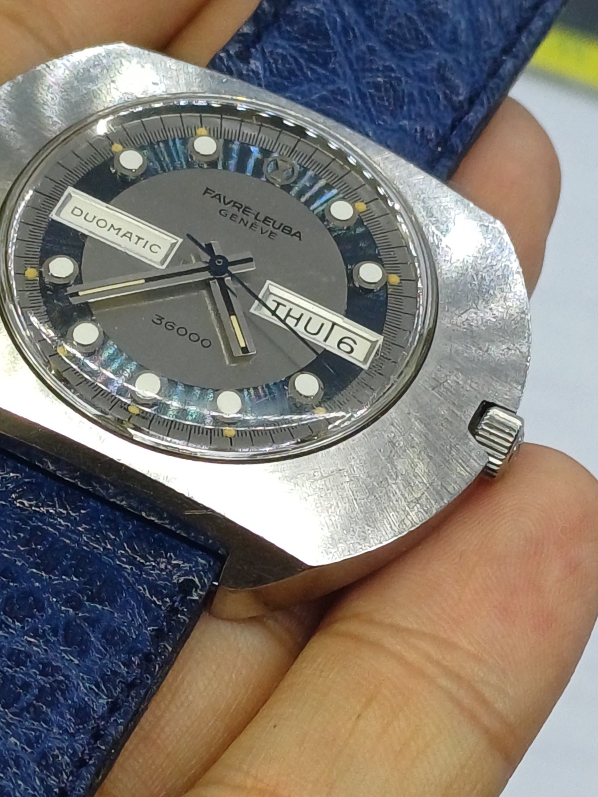 RARE FAVRE LEUBA 36000 HIGH BEAT UFO DUOMATIC MENS BLUE AUTOMATIC WATCH 45MM 21J