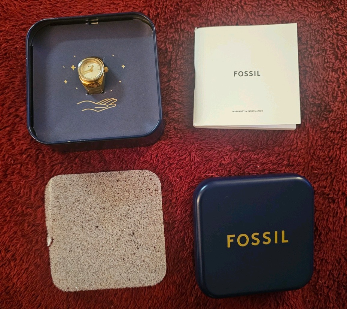 Fossil Women’s Watch Ring Two-Hand Gold-Tone Stainless Steel 15mm – Yellow