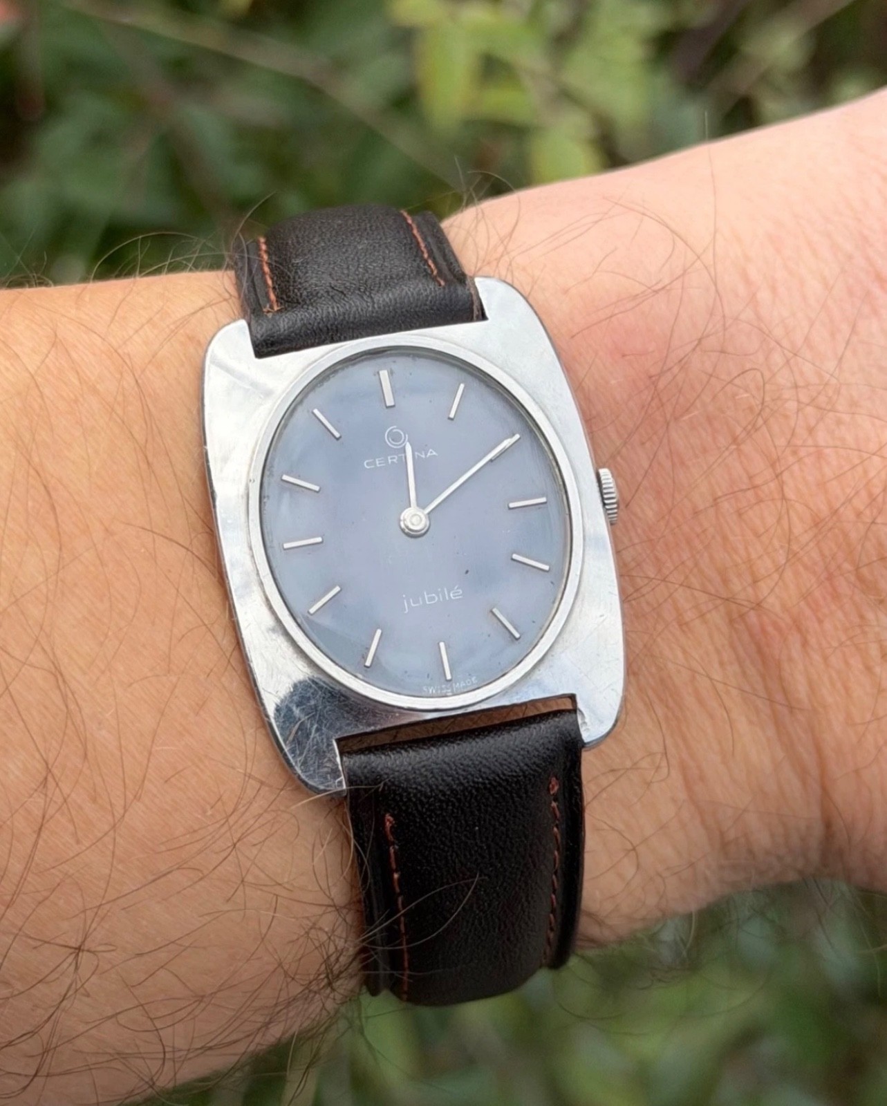 Vintage Certina Jubilé 4001-173 Manual Winding 1960 Men’s Watch 30 MM x 37.5 MM