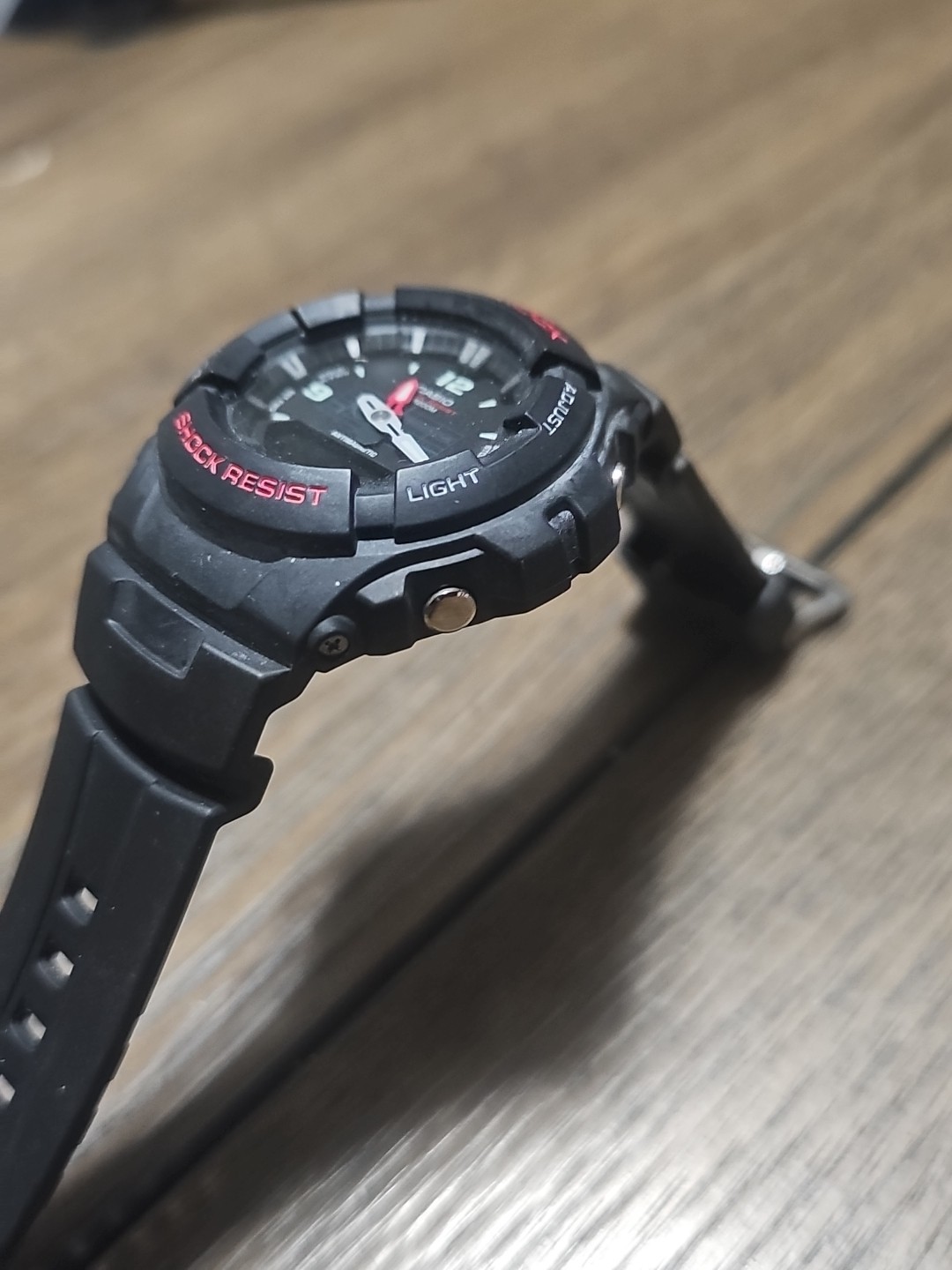 CASIO G-100 G-SHOCK ANTIMAGNETIC MEN’S WATCH