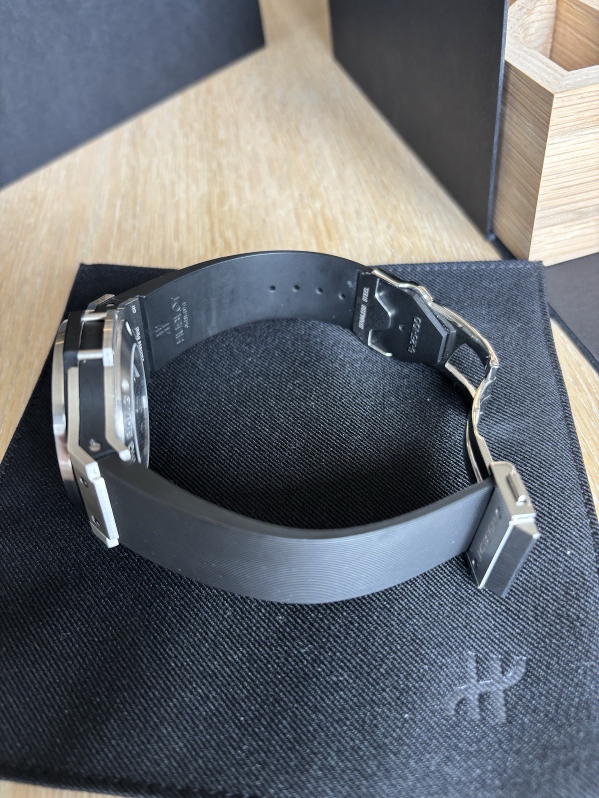 BRAND NEW unworn Hublot Big Bang 44mm Chronograph. Includes Hublot 5+5 warranty