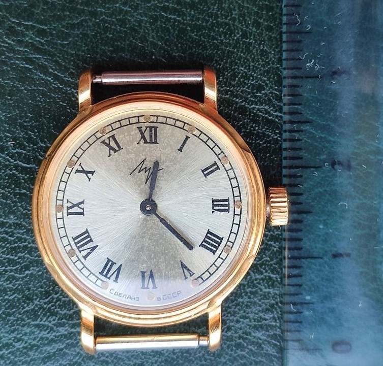 VINTAGE LUCH USSR Ladies Watch Roman Dial Gold Plated AU Soviet Mechanical WORKS