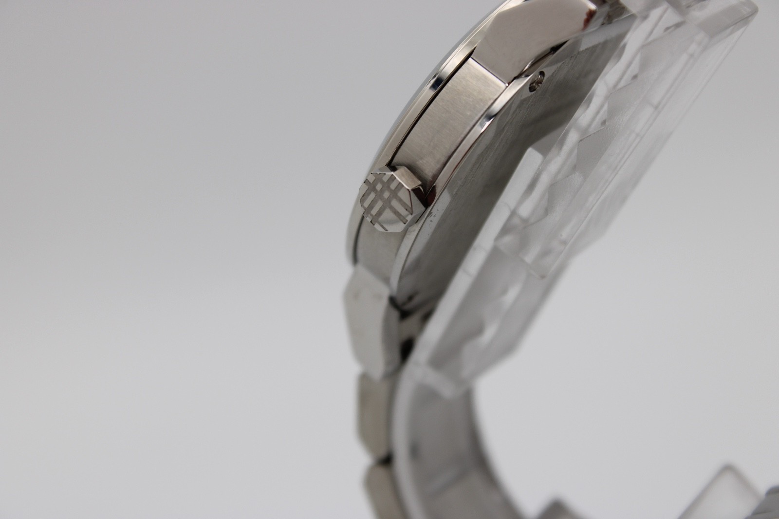 Burberry The City BU9144 Stainless Steel Silver Dial Women’s Watch 34mm