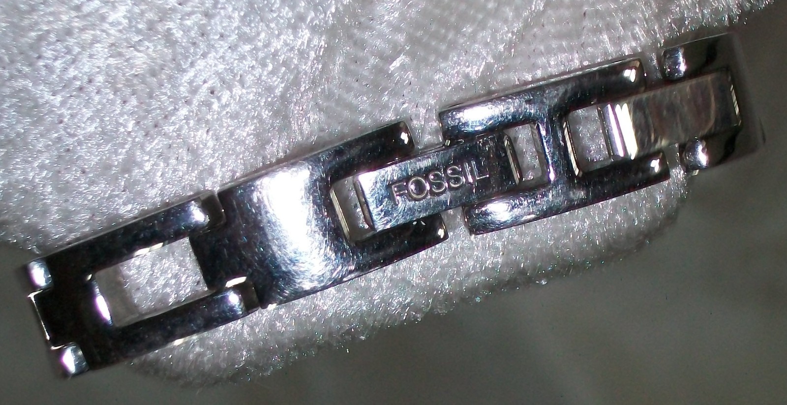 Vintage Fossil F2 Stainless Steel Lavender Purple Bracelet Wristwatch ES-9379