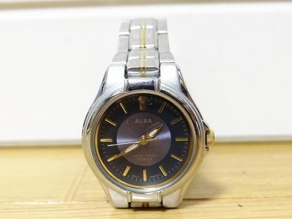 Rare Seiko Alba ALBA V501-0DT0 10BAR Wristwatch (As-is condition)