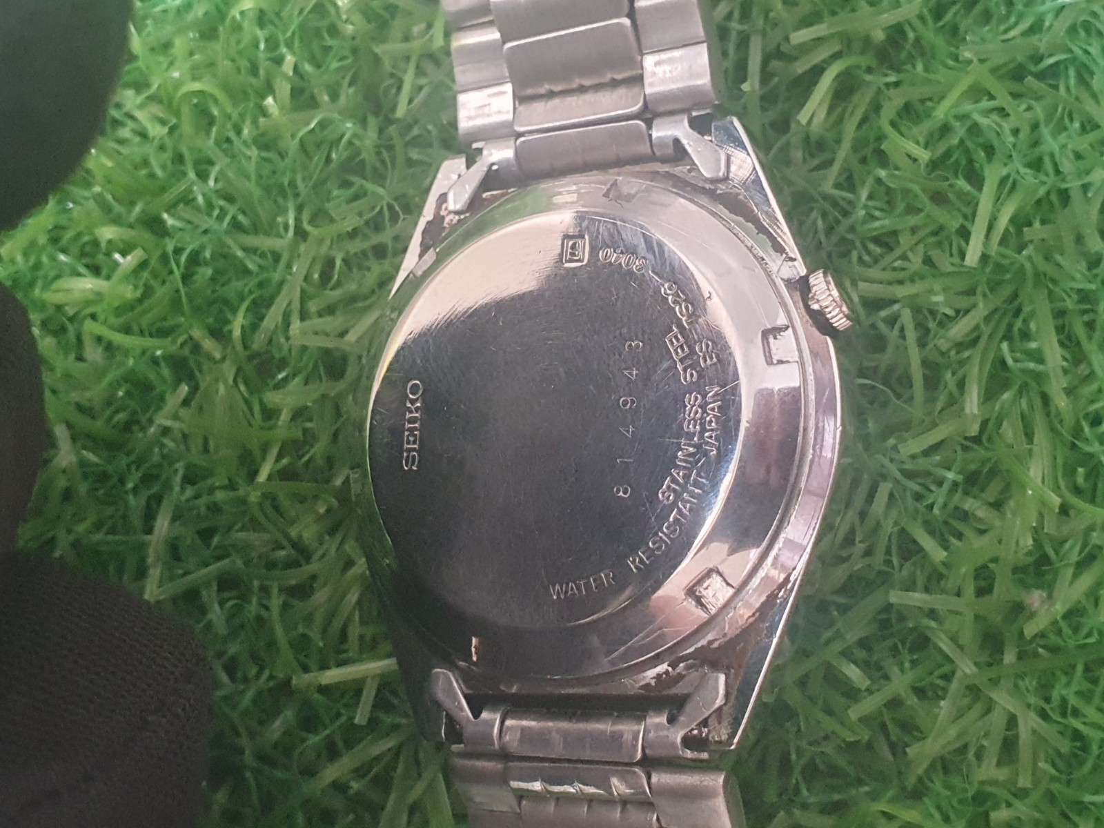 Vintage Seiko 5 Automatic Stainless Steel men Wristwatch made in Japan