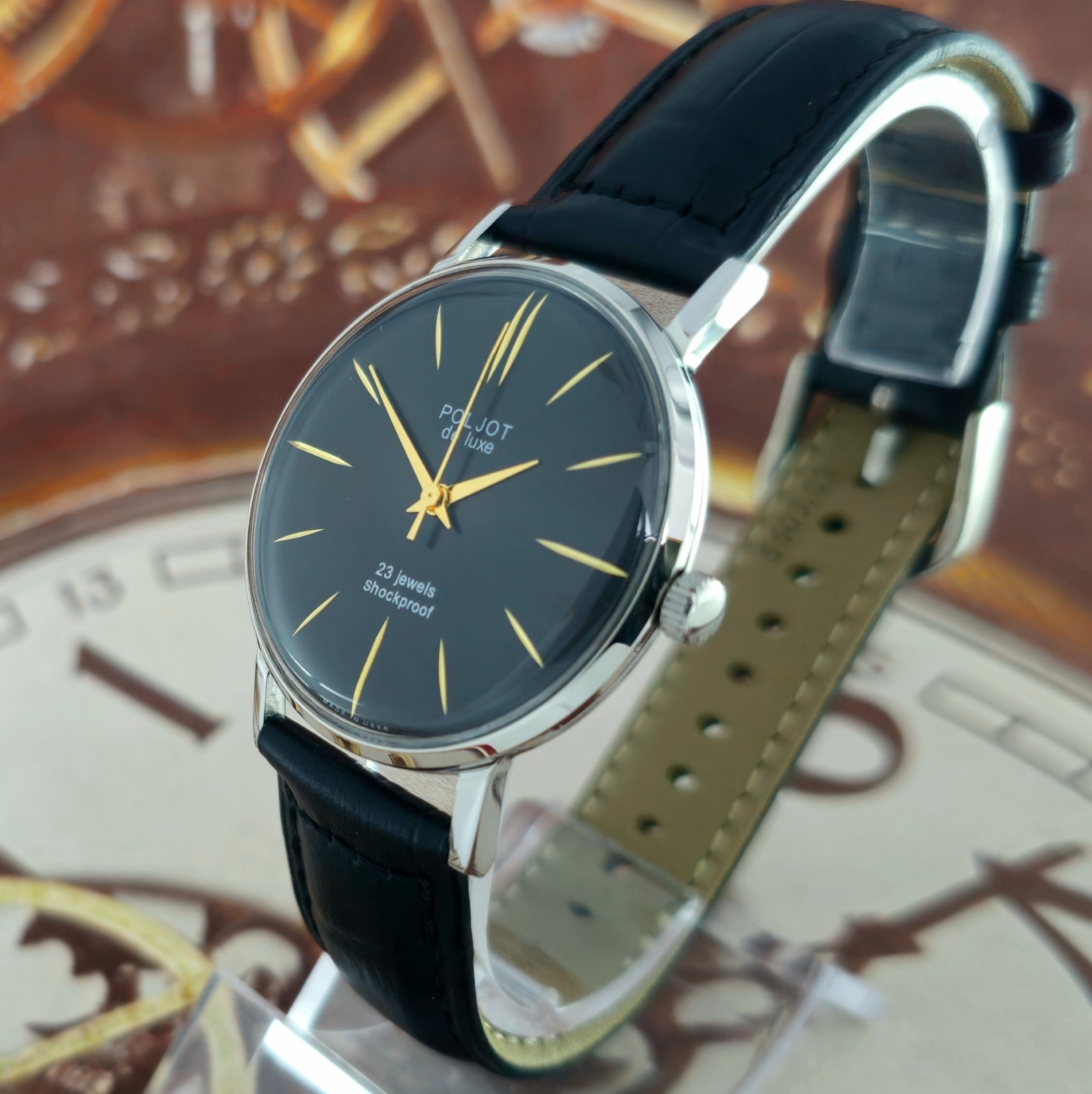 Poljot De Luxe ULTRA SLIM Soviet Wristwatch 2209 Black Dial Vintage Watch USSR