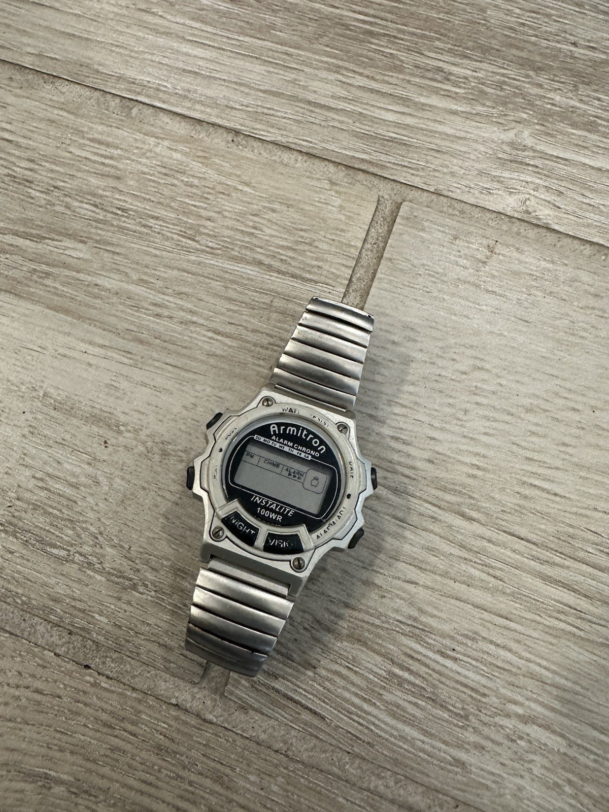 VTG Armitron 40/6631 Alarm Chrono All Sports Watch