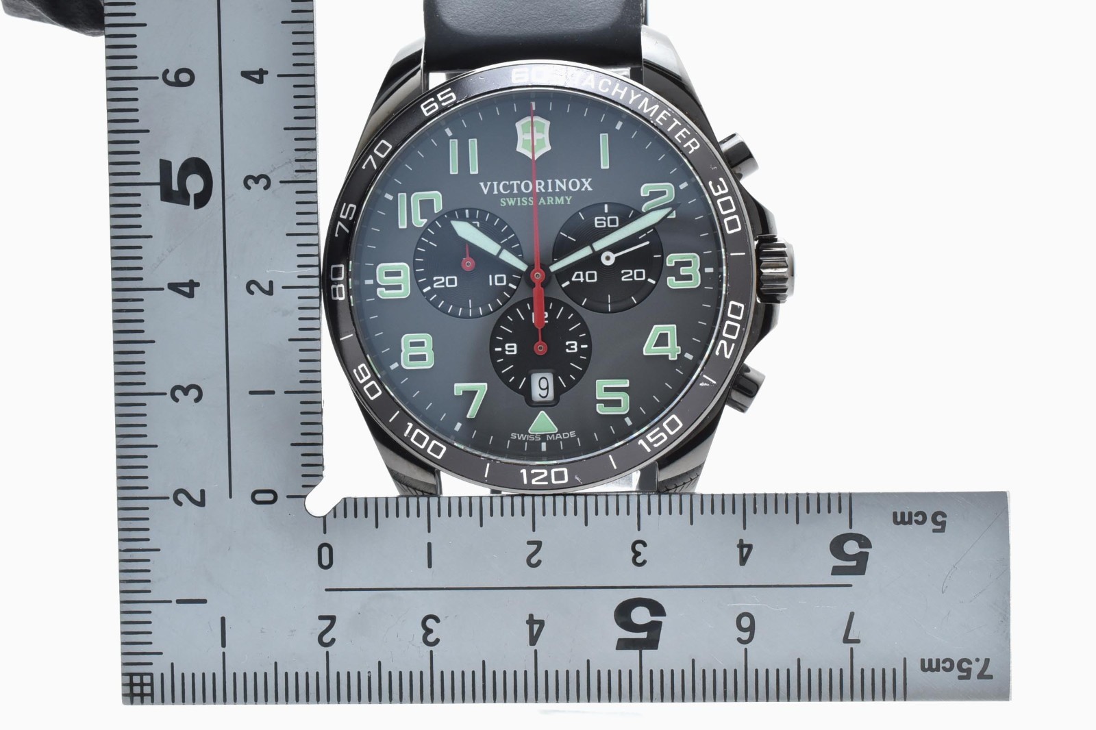 VICTORINOX 241891 FieldForce Sport Chrono Quartz Men’s Watch 42mm Grey Dial Box
