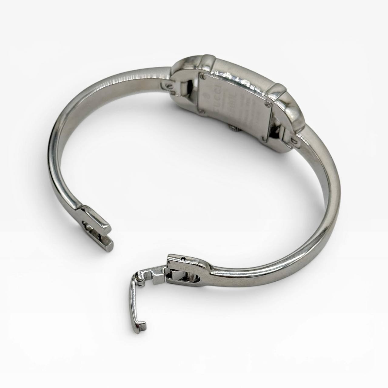 Gucci 6800L Ladies Bangle Watch Swiss Made Steel Quartz Sapphire Box