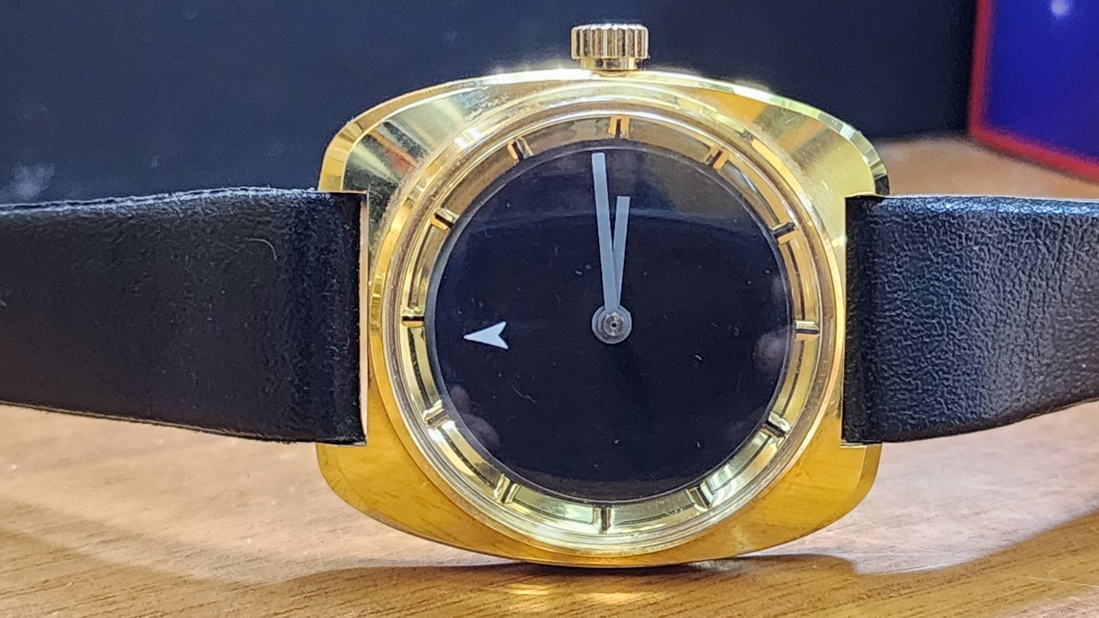 Rare Swiss Mystery Saddam Iraq Logo 35mm Manual Watch