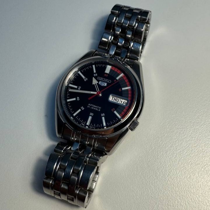 Seiko 5 7S26-01V0 Automatic Men’s Watch Black Racing Dial